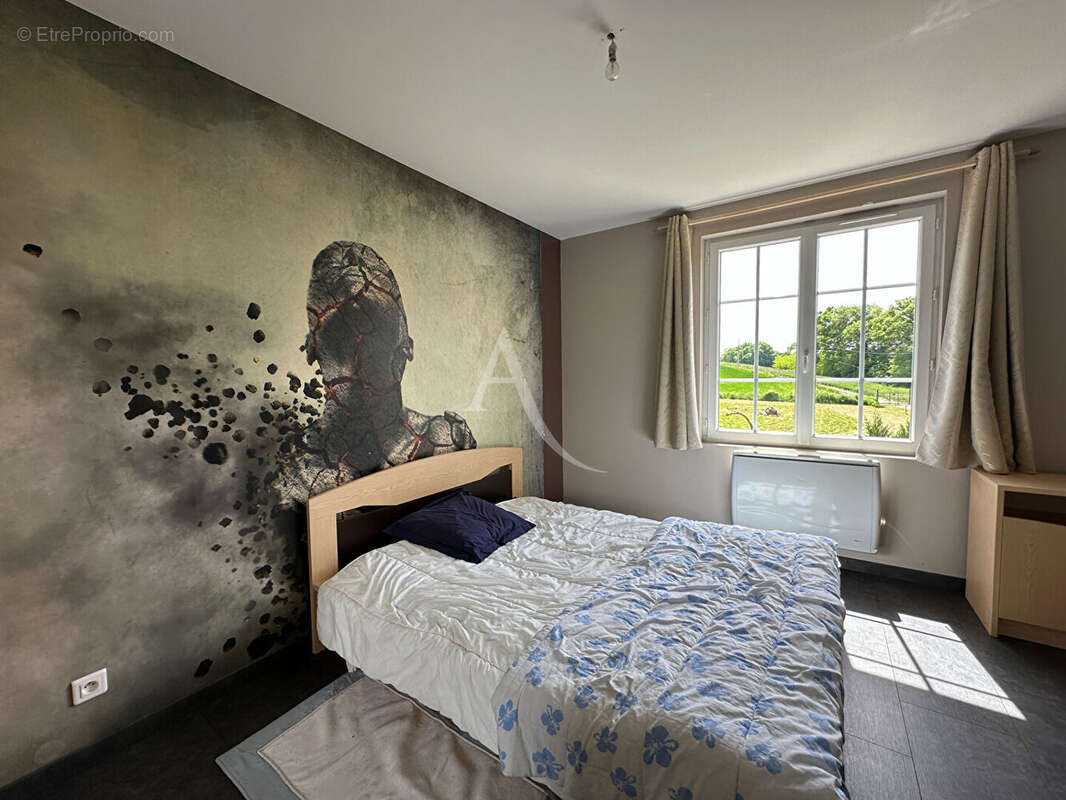 Maison à VALLIERES-LES-GRANDES