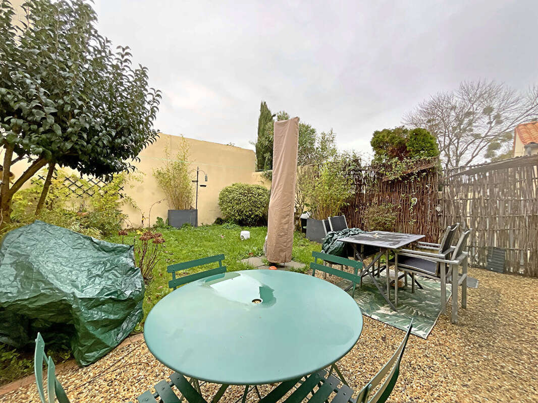 Maison à VAUX-SUR-MER