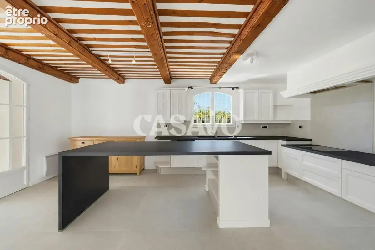 Vente Maison 5 pièces de 240m² - 13410 Lambesc - photo 18