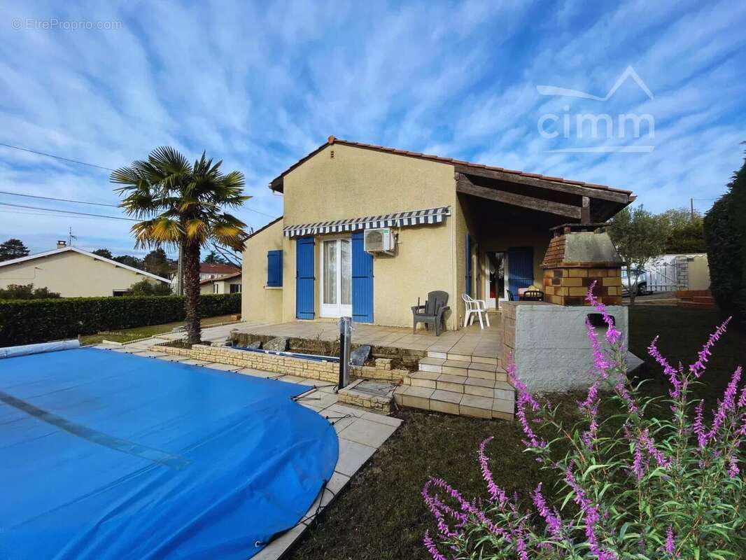 Maison à ROUSSILLON