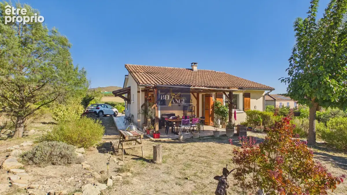 LAGORCE   Et si le vrai luxe, c’était simplement la vue ? - photo 3