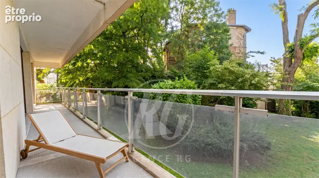 Appartement familial de 107 m² : un havre de lumière et de fraîcheur avec terrasse - photo 2