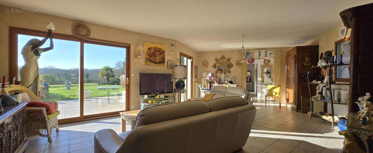 Maison 213 m² à Pornic  - photo 4