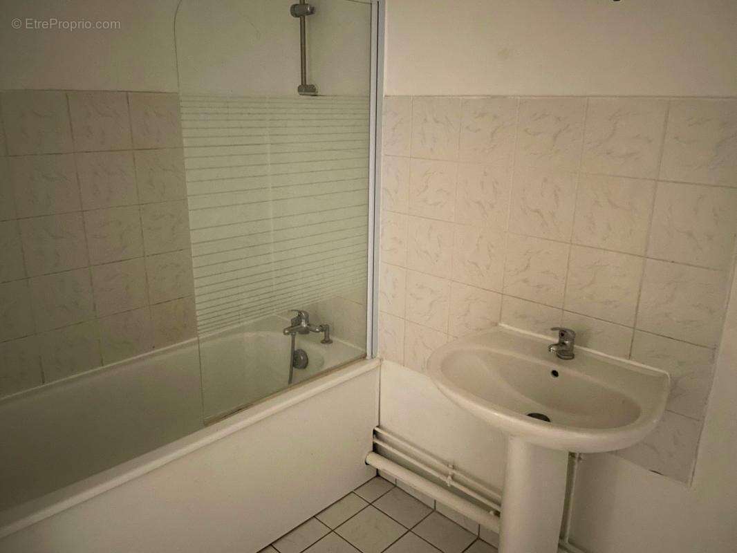 Appartement à MAINVILLIERS