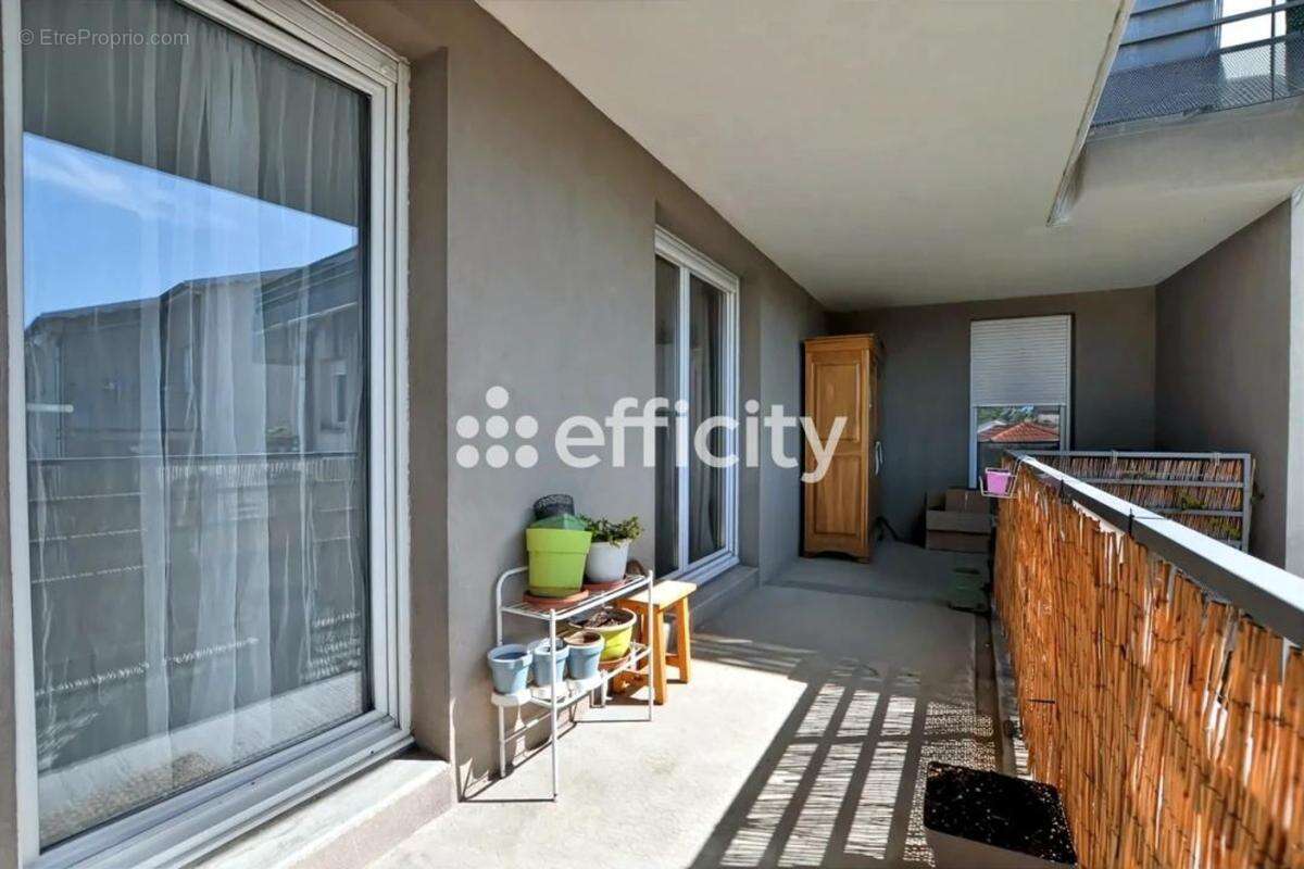 Appartement à VENISSIEUX