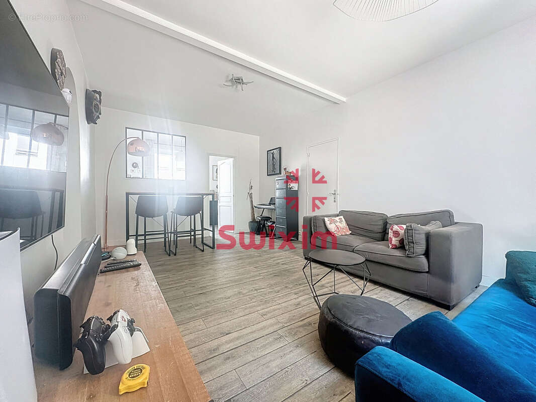 Appartement à PARIS-20E