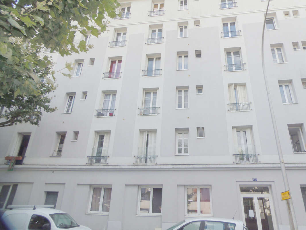 Appartement à LE PERREUX-SUR-MARNE