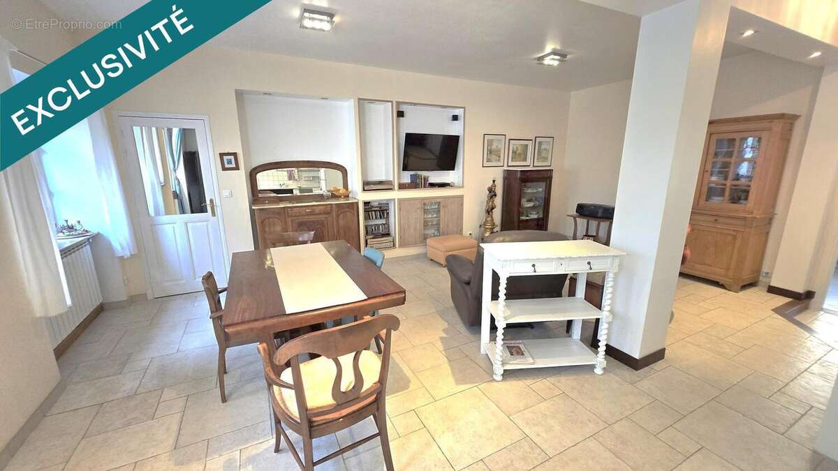 Photo 2 - Maison à SAINT-VITE