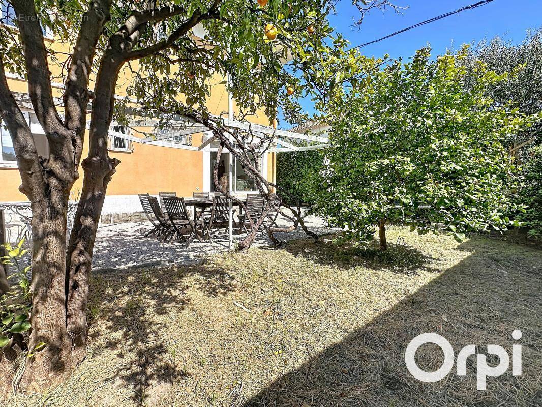 Maison à VILLENEUVE-LOUBET