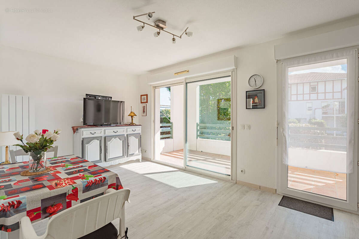 Appartement à USTARITZ