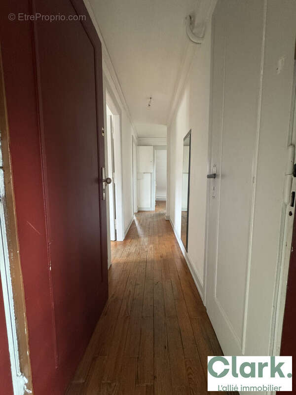 Entrée lot 13 - Appartement à STRASBOURG