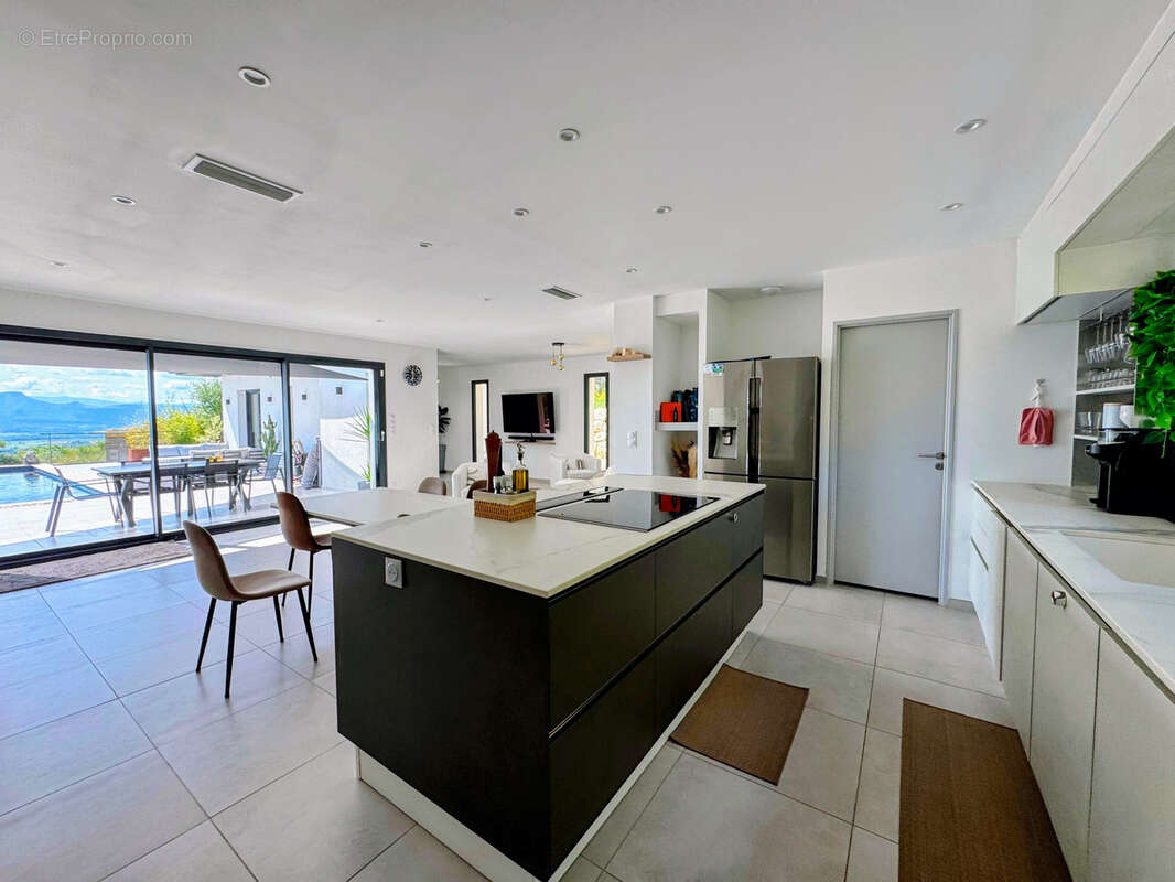 Maison à PUYLOUBIER