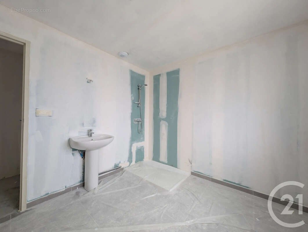 Maison 107 m² à Marzan  - photo 12