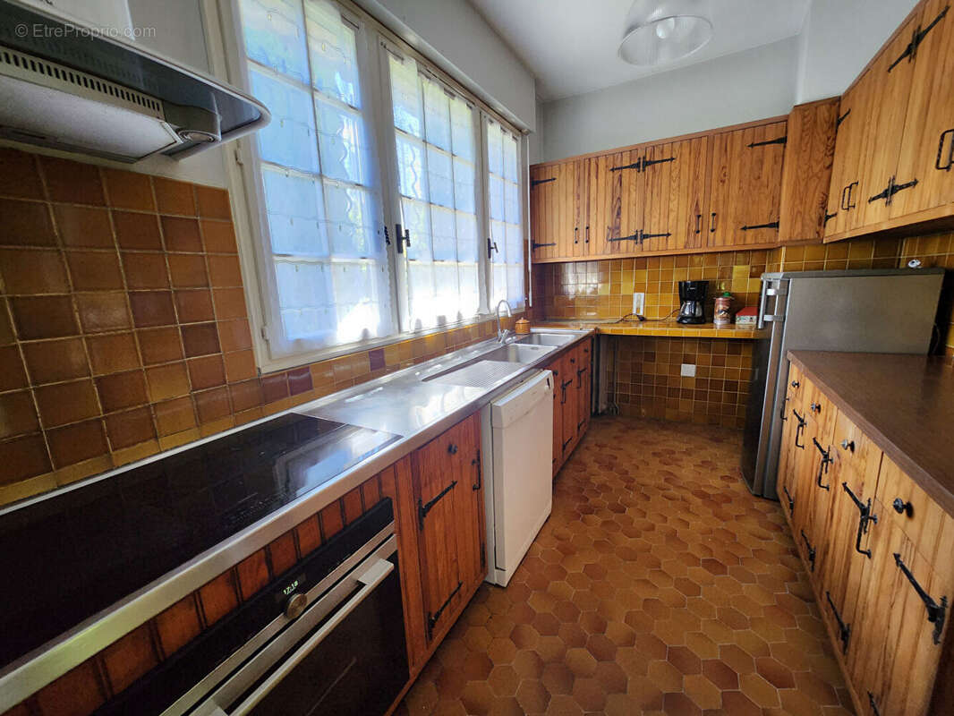 Maison 170m² à saint-saturnin-lès-avignon - photo 10