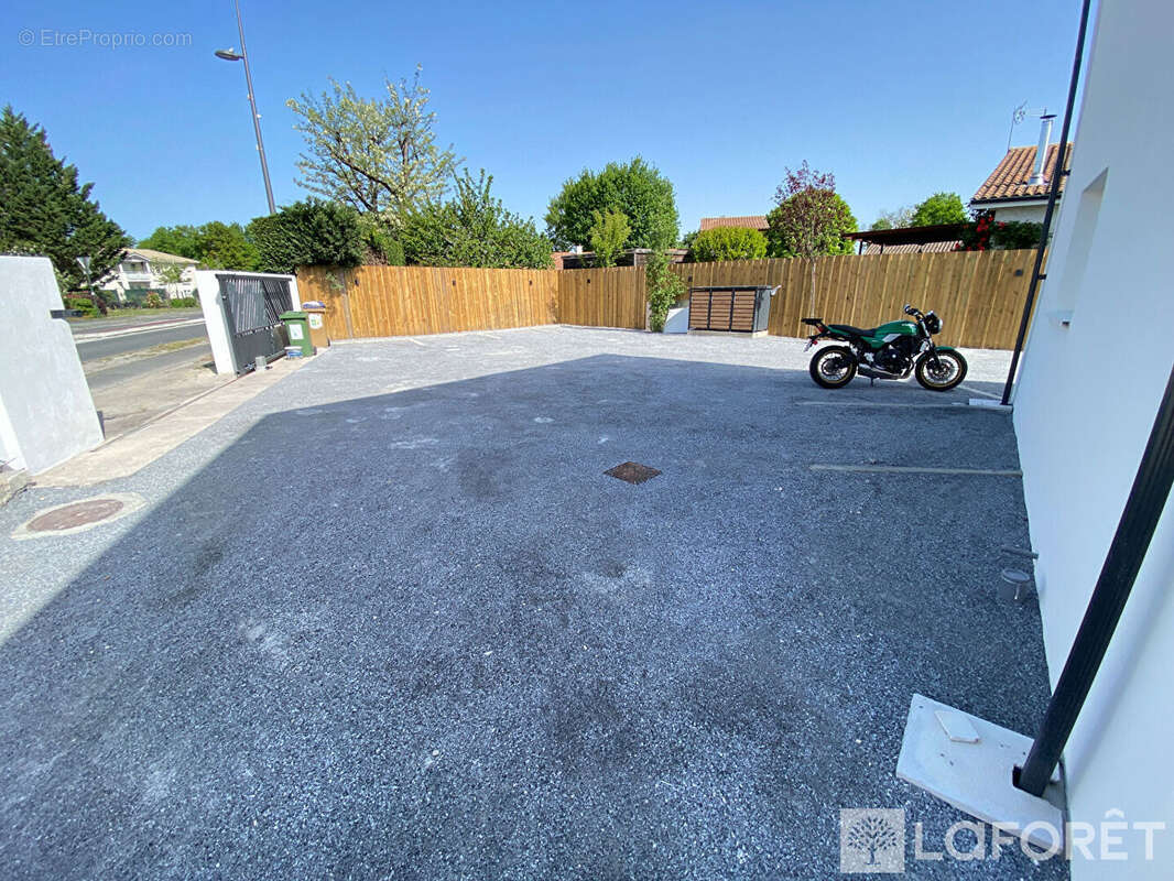 Appartement à MARTIGNAS-SUR-JALLE