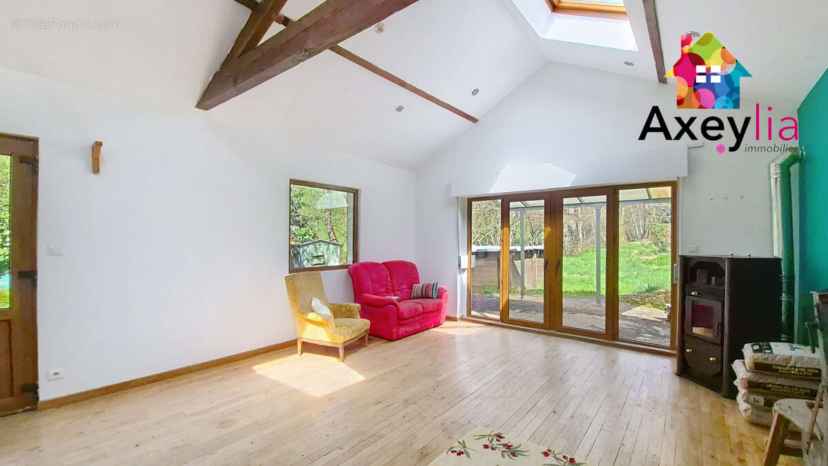 Maison à CHAUFFAILLES