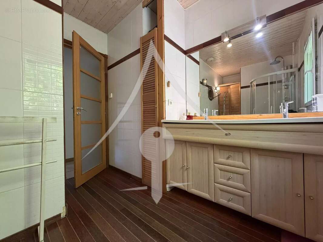 Maison à LONGAGES