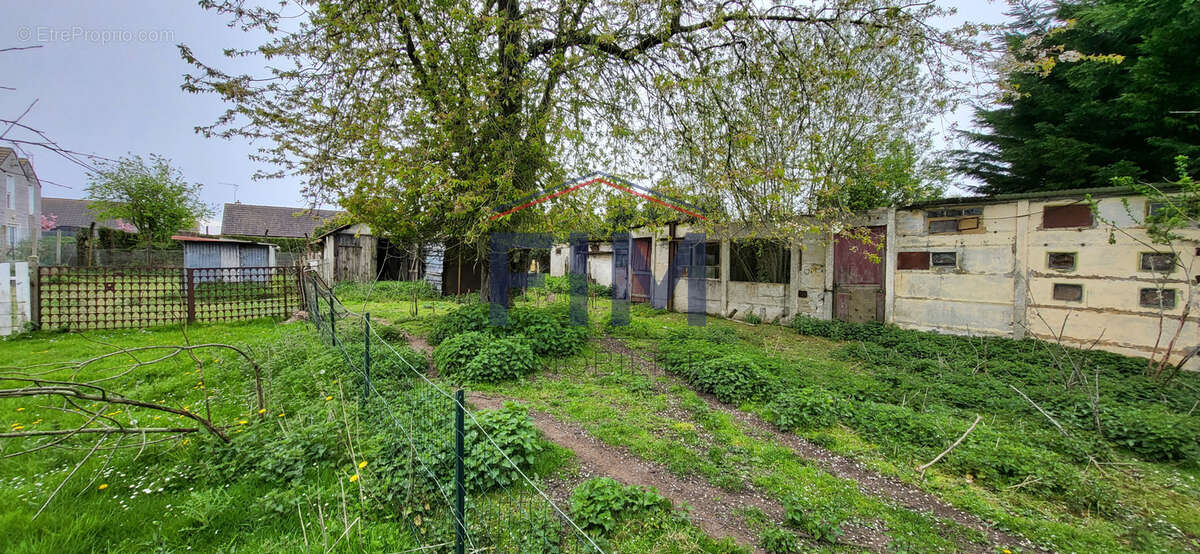 Maison à SAINT-NICOLAS-D'ALIERMONT