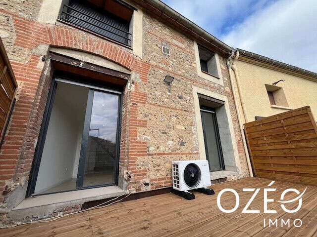 Maison à PEZILLA-LA-RIVIERE