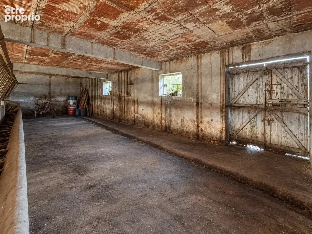Grange sur terrain partiellement constructible Loriges - photo 6