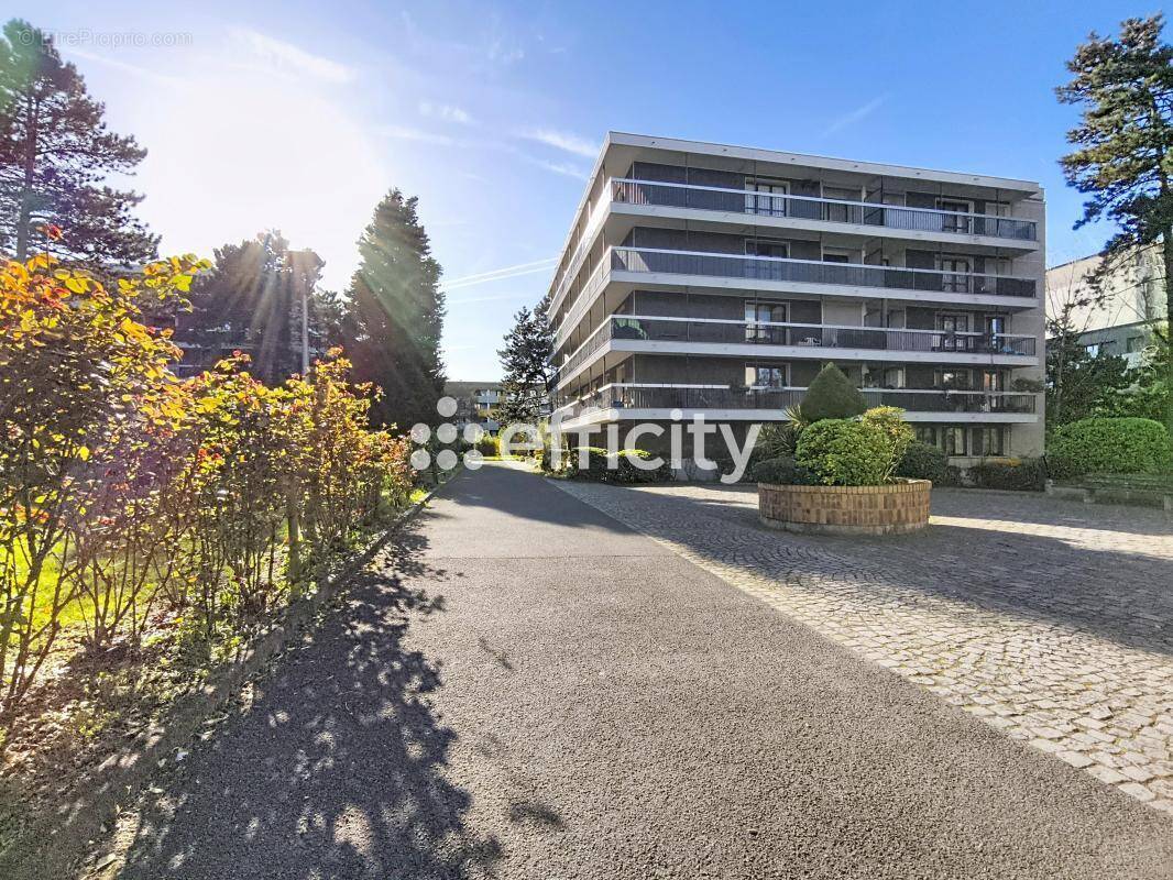 Appartement à SAINT-GRATIEN