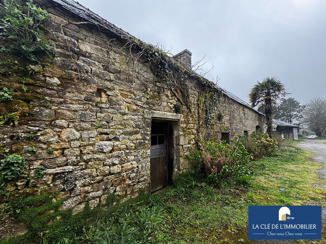 Maison à PLUGUFFAN