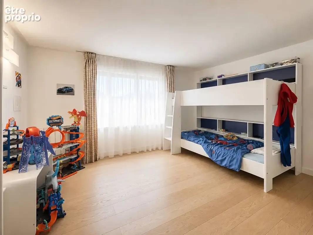 Vétraz-Monthoux ? Maison d'architecte duplex inversé de 220 m² sur terrain de 887 m² - photo 11