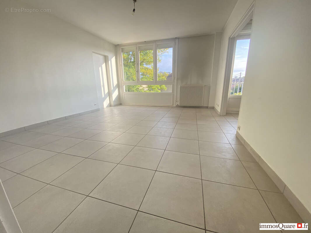 Appartement à VENISSIEUX