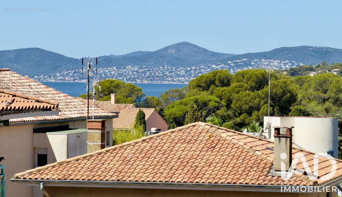 Appartement 40 m² à Saint-Raphael  - photo 2