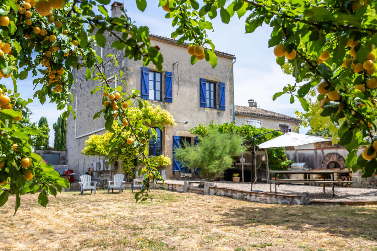 Maison de village avec jardin - photo 2