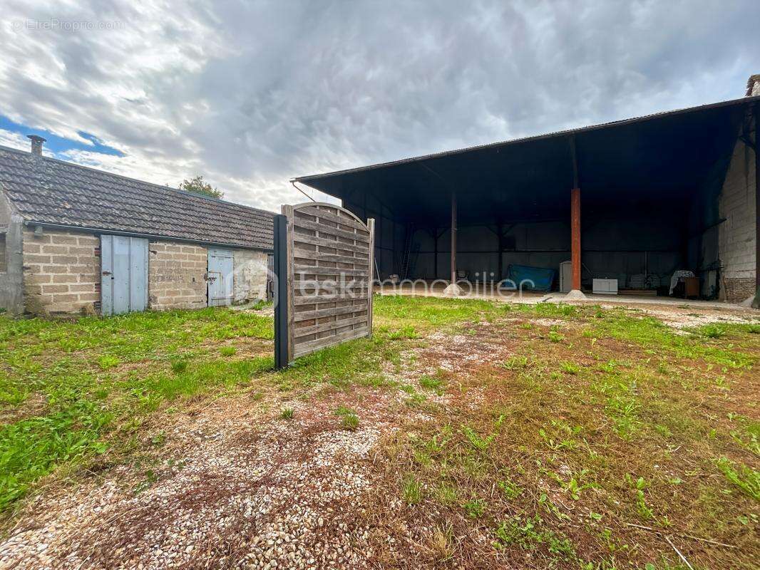 Maison à PERCENEIGE