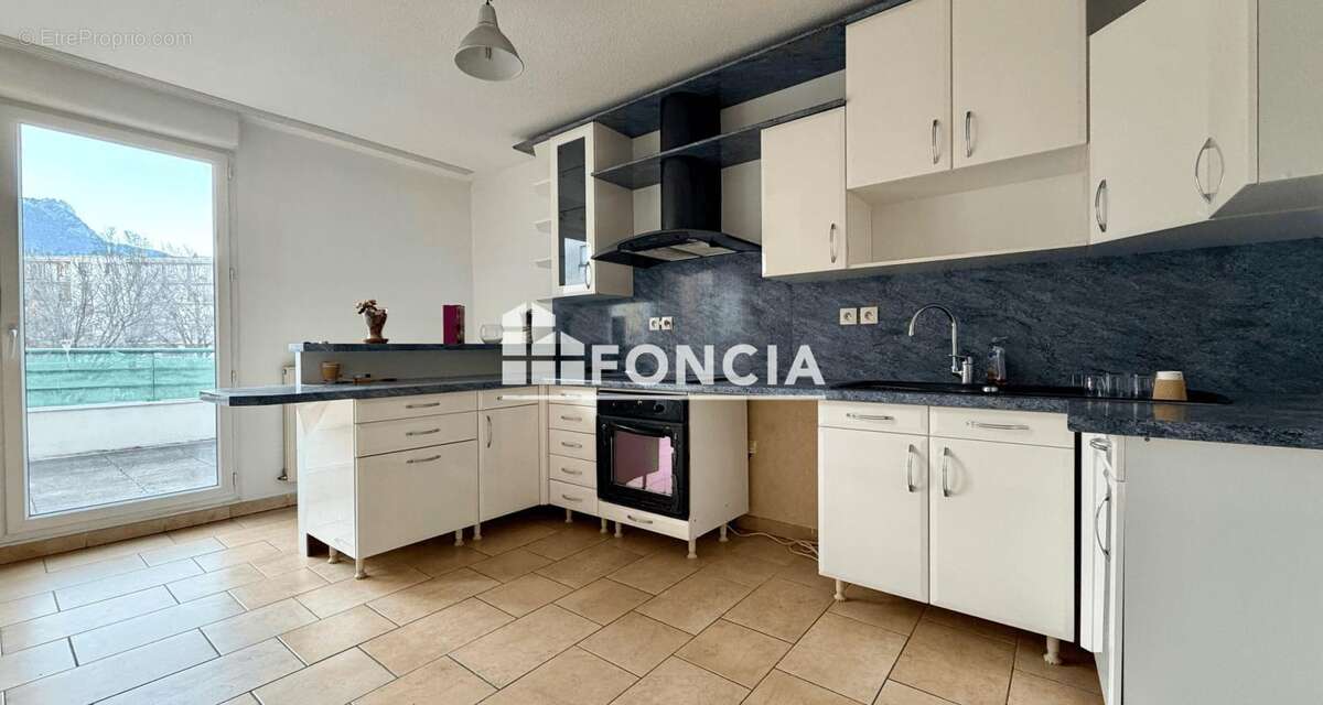 Appartement à ECHIROLLES