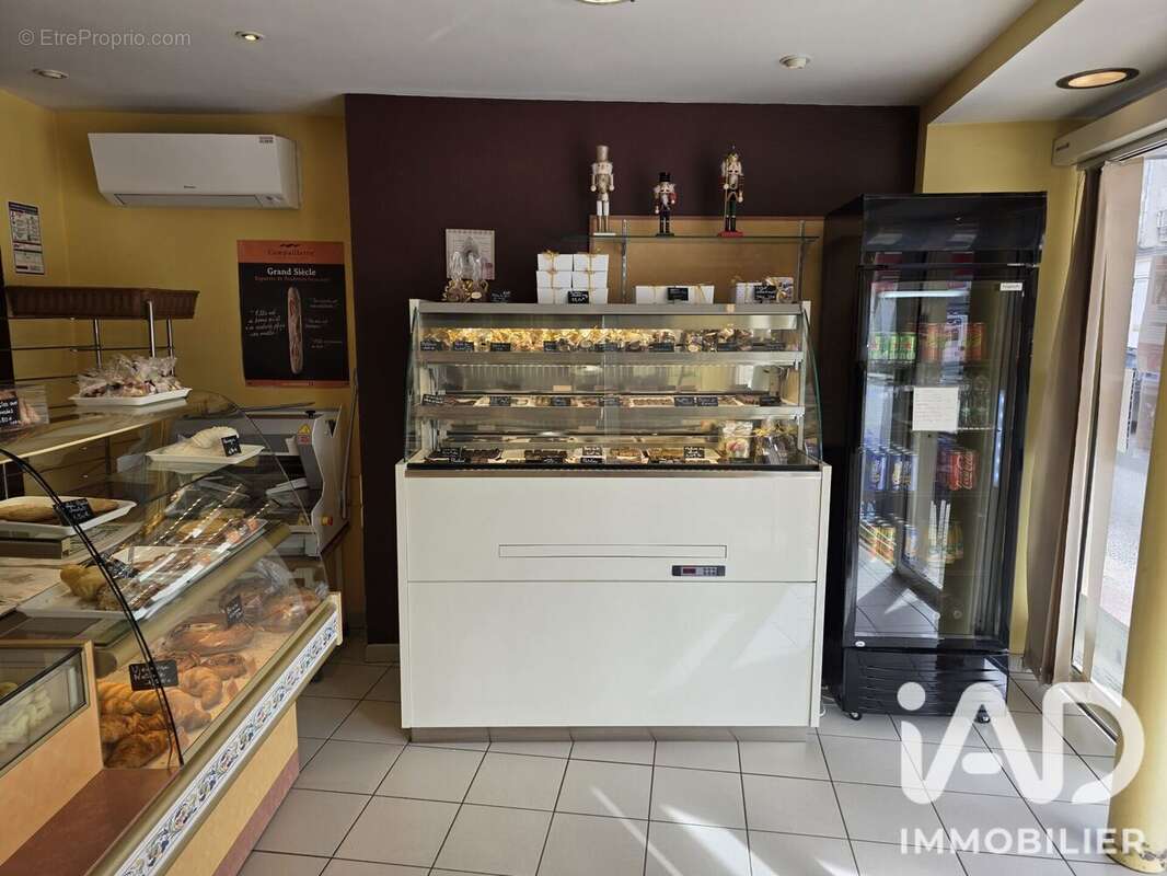 Commerce 158 m² à Oucques  - photo 4