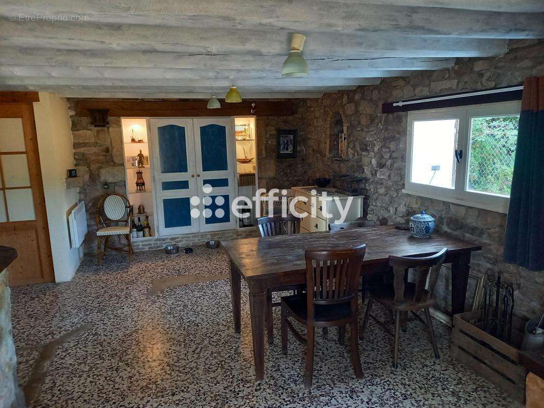 Maison 108 m² à Colombier-En-Brionnais  - photo 5