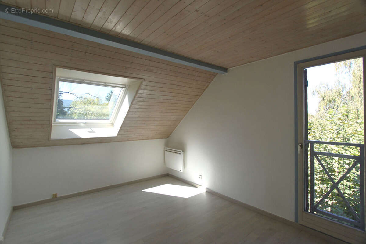 Appartement à MENTHON-SAINT-BERNARD