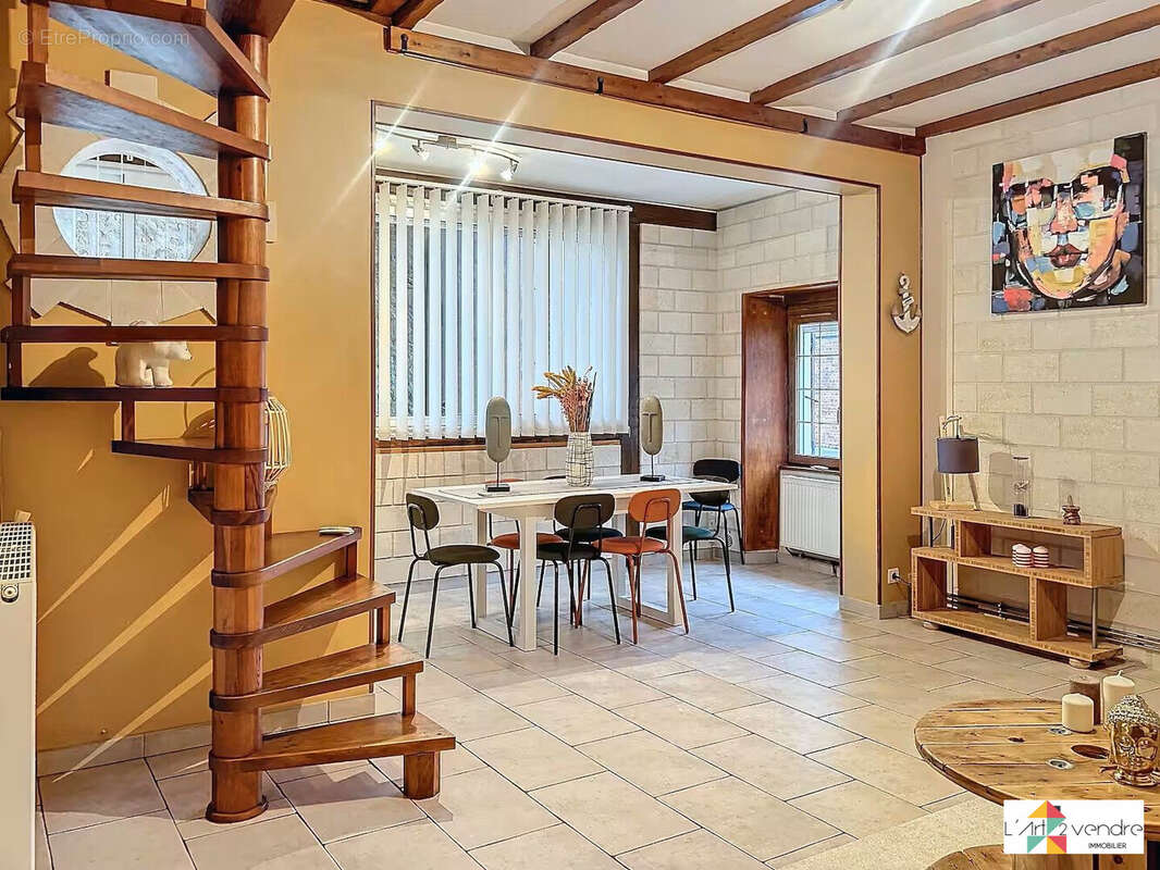 Maison à GRANDFRESNOY