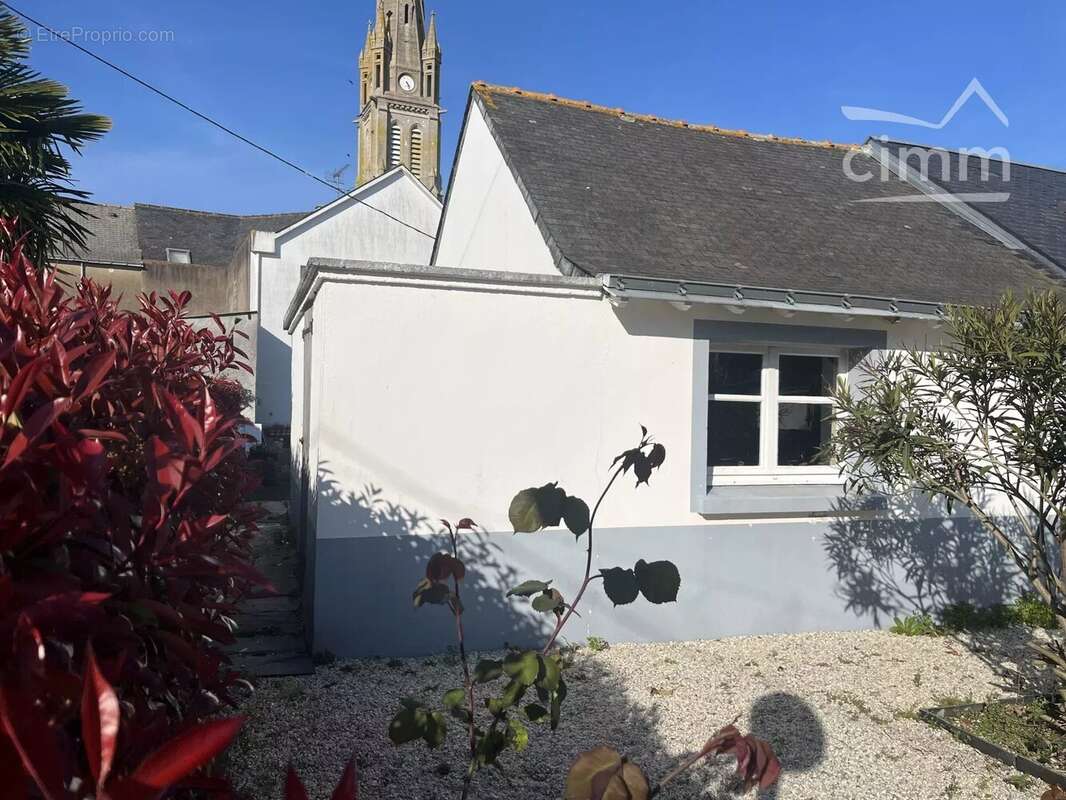 Maison à LES TOUCHES