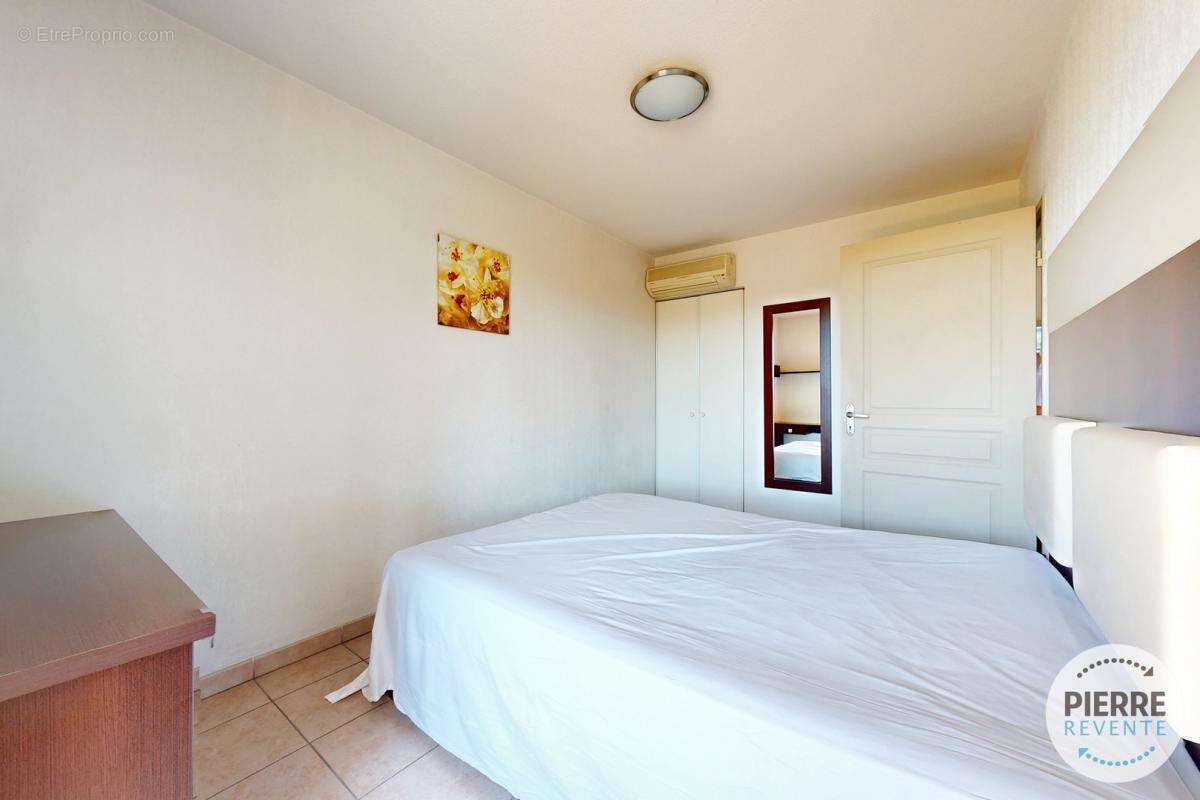 Appartement à SIX-FOURS-LES-PLAGES