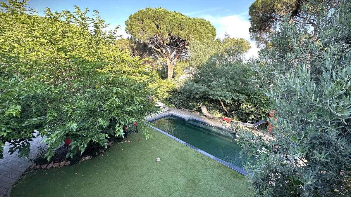 Maison à FREJUS