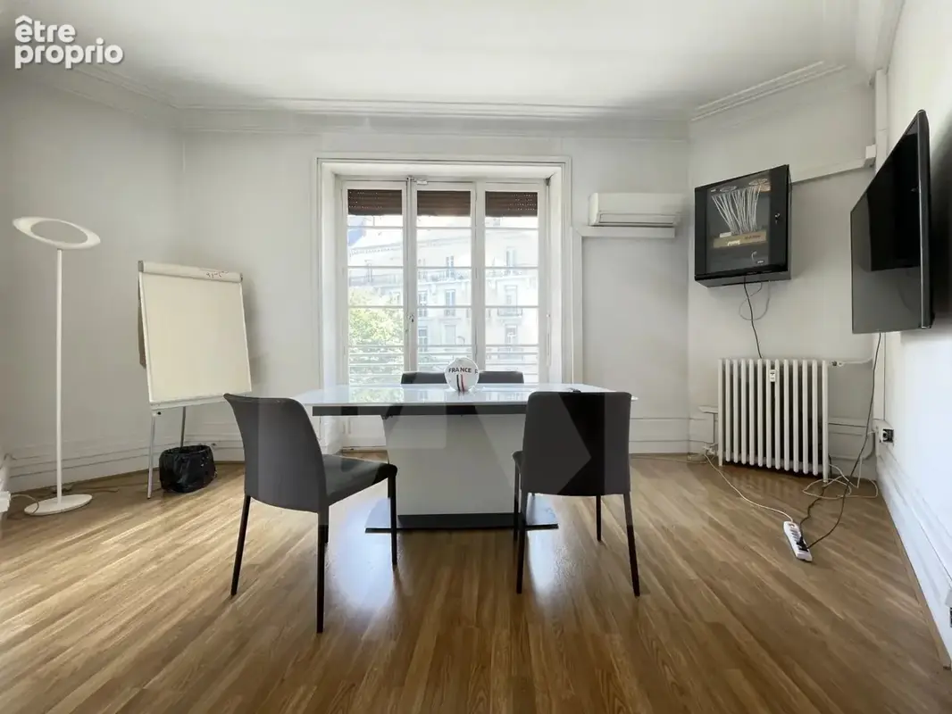 Appartement - 6P+C - 165m2 - photo 2