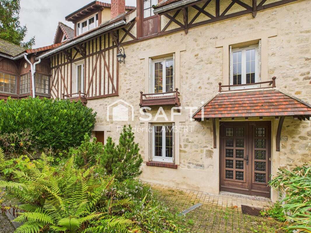 Photo 2 - Maison à JOUY-LE-MOUTIER