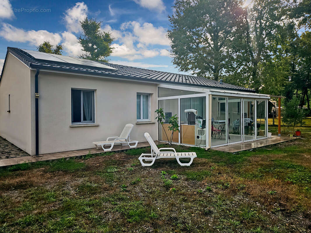 Maison à SAINT-MEDARD-D&#039;EYRANS