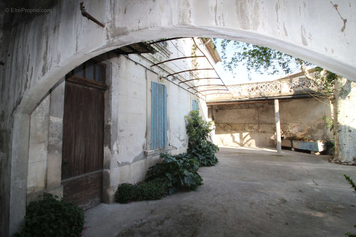 Maison à CAUMONT-SUR-DURANCE