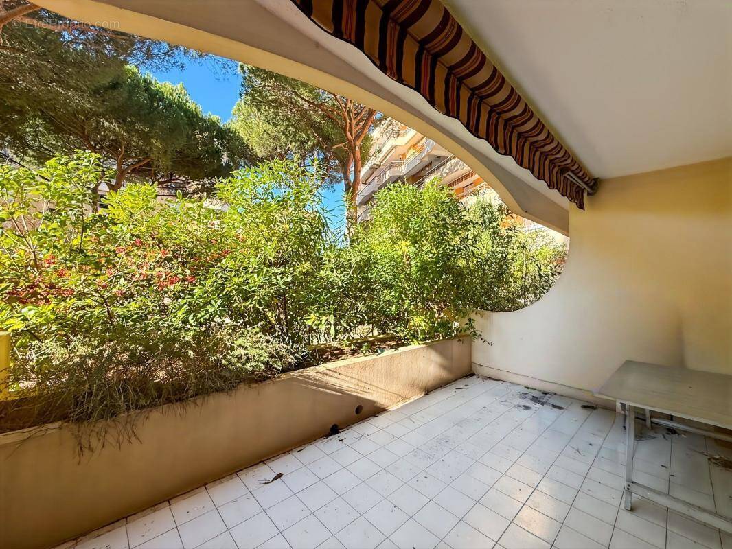 Appartement à FREJUS