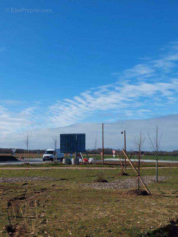 Terrain à DOUVRES-LA-DELIVRANDE