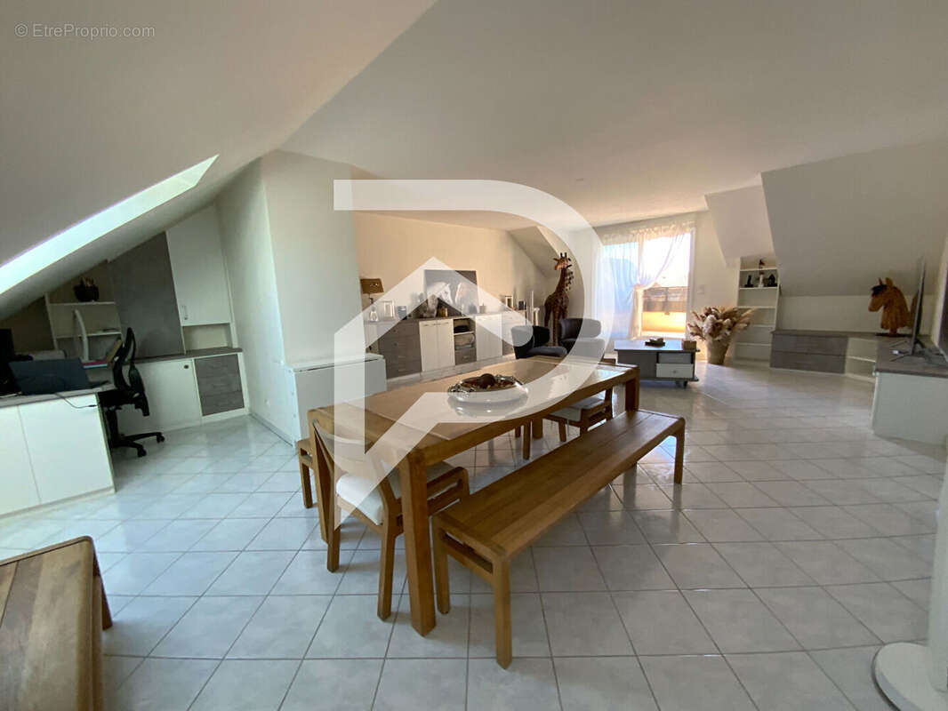 Appartement à MAUREPAS