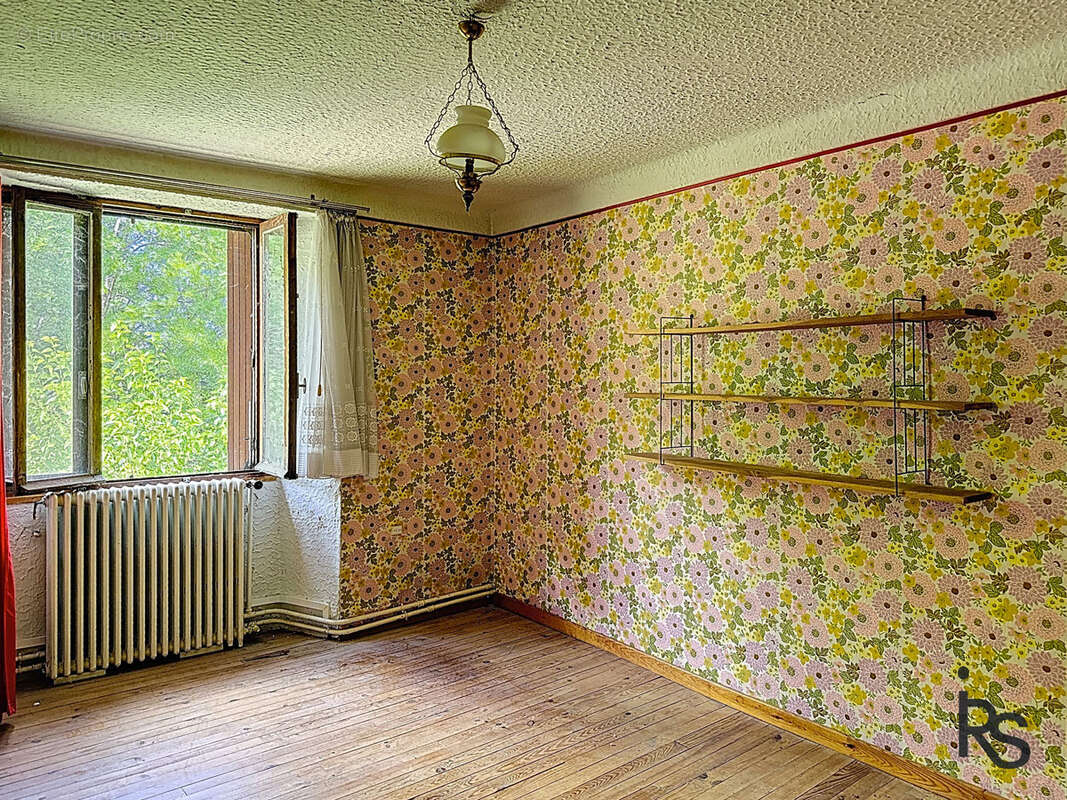 Maison à FABRAS