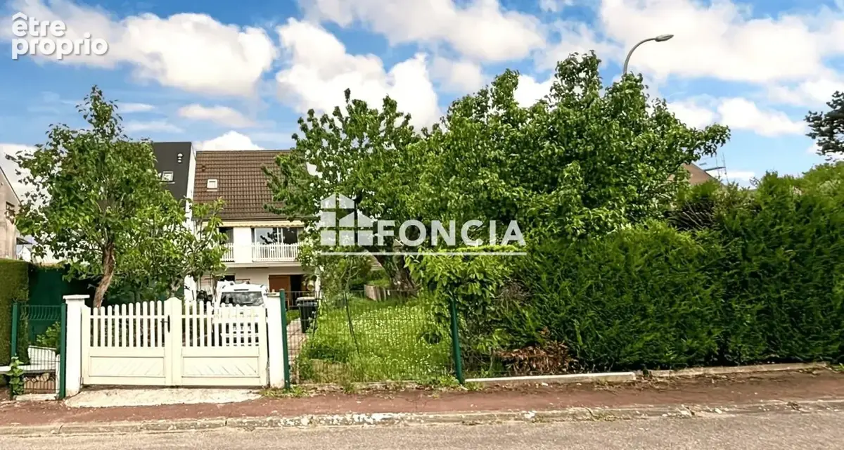 Noiseau – Maison familiale, 3 chambres, véranda et jardin de 450 m² – 363 500 € - photo 7