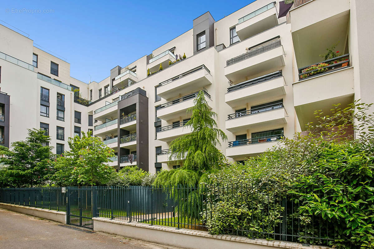 Appartement à COLOMBES
