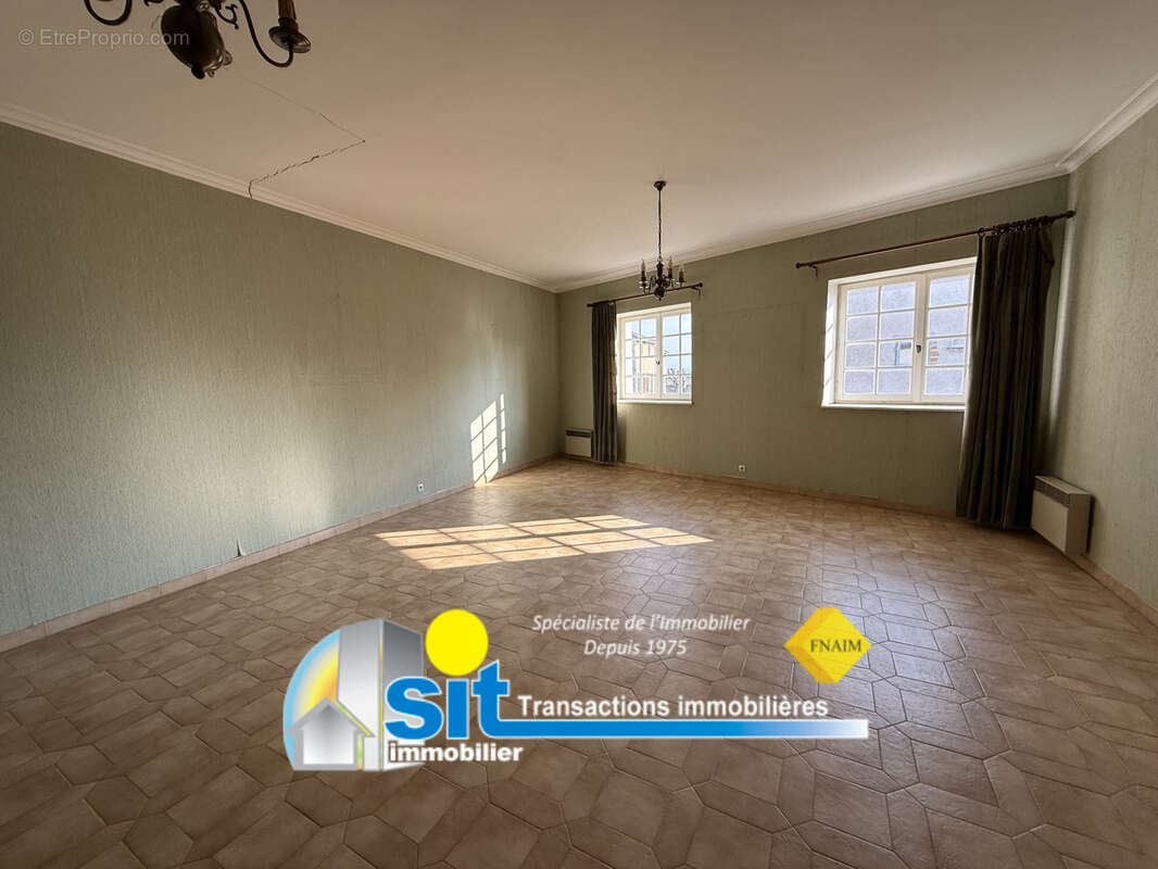 Maison à CHONAS-L'AMBALLAN